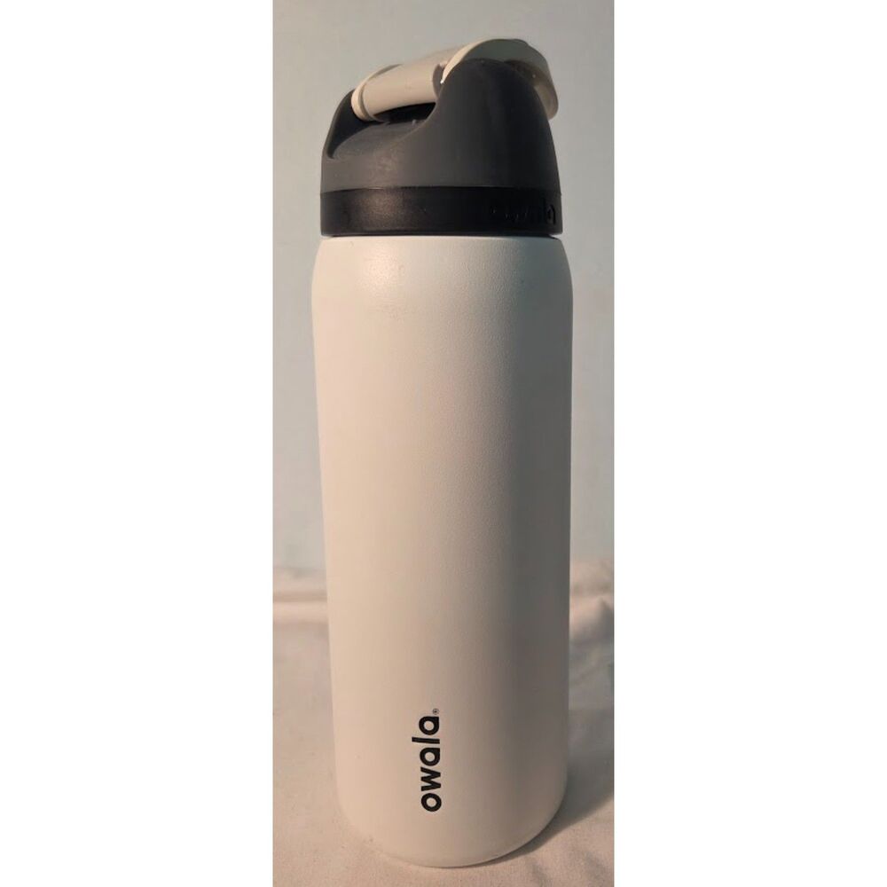 Owala FreeSip Insulated Water Bottle White Stainless Steel Flip Straw